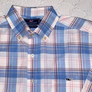 Lg Men’s Vineyard Vines, button down shirt. Light Blue,Pink, White